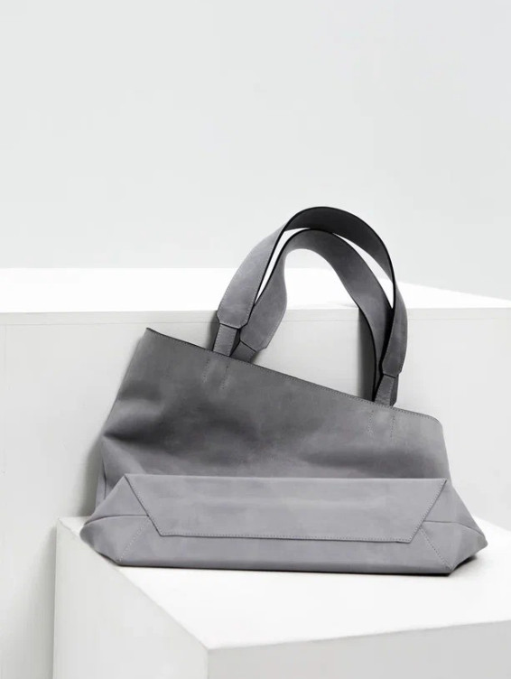 Кожаная сумка-тоут серая с винтажным эффектом