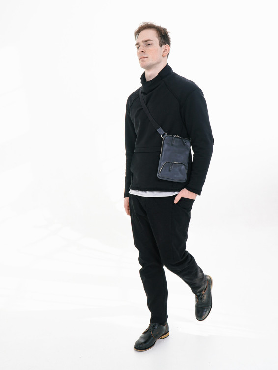 Кожаная прямоугольная микро-сумка синяя