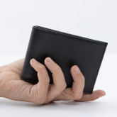 Тонкий кожаный кошелек темно-серый