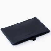 Кожаная обложка-карман для паспорта синяя с винтажным эффектом - изображение 2