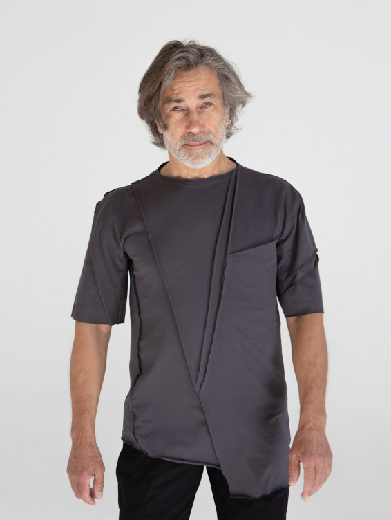 Асимметричная футболка темно-серая