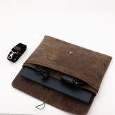 Кожаная сумка-папка для ноутбука коричневая с винтажным эффектом - изображение 7