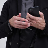 Кожаная сумка-карман черная - изображение 5