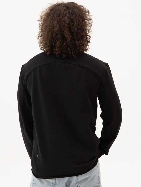 Футболка с длинным рукавом черная