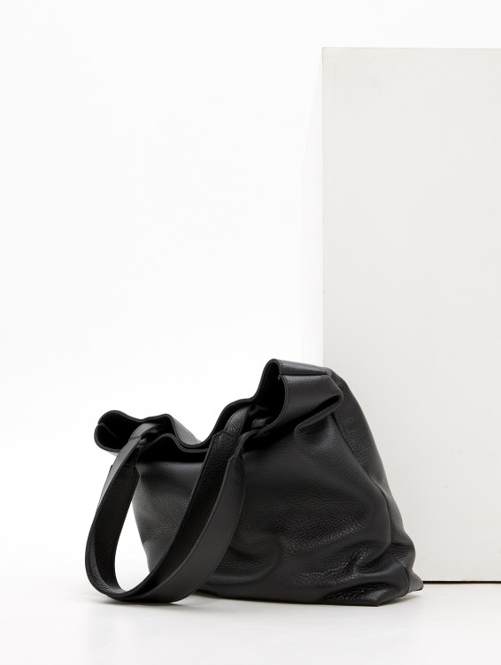 Кожаная сумка-тоут черная