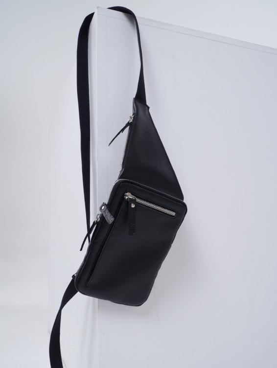 Кожаная сумка-карман черная