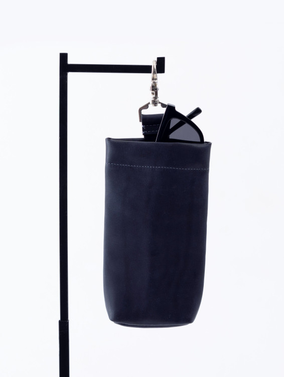 Подвесной кожаный очечник синий