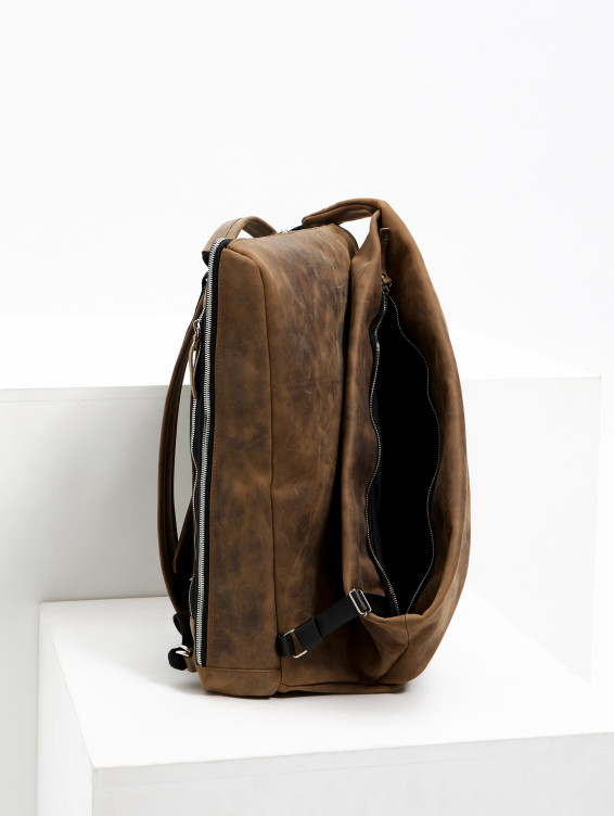 Рюкзак кожаный коричневый с винтажным эффектом