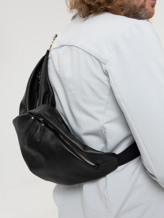 Кожаная поясная сумка черная