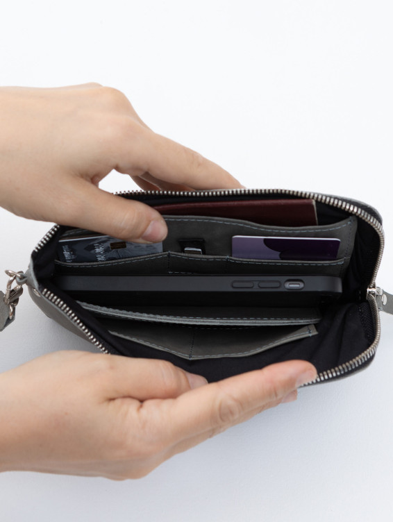 Кожаный клатч серый с винтажным эффектом