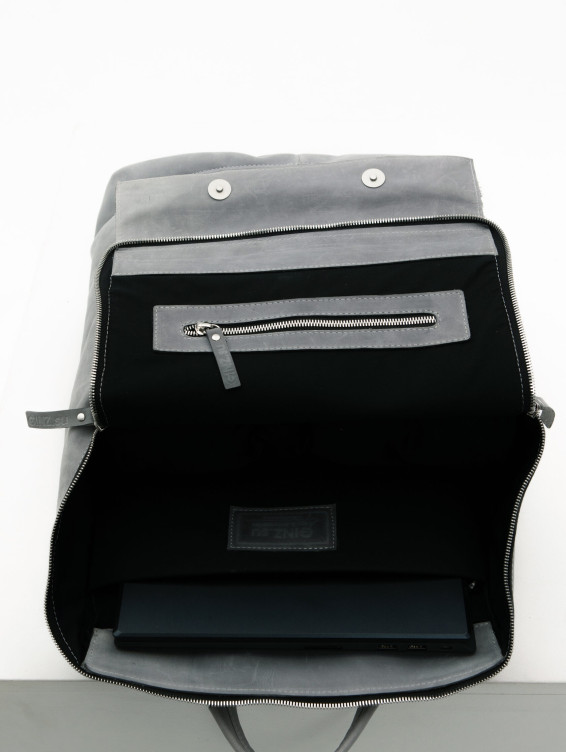 Рюкзак кожаный со скрытой застежкой серый с винтажным эффектом