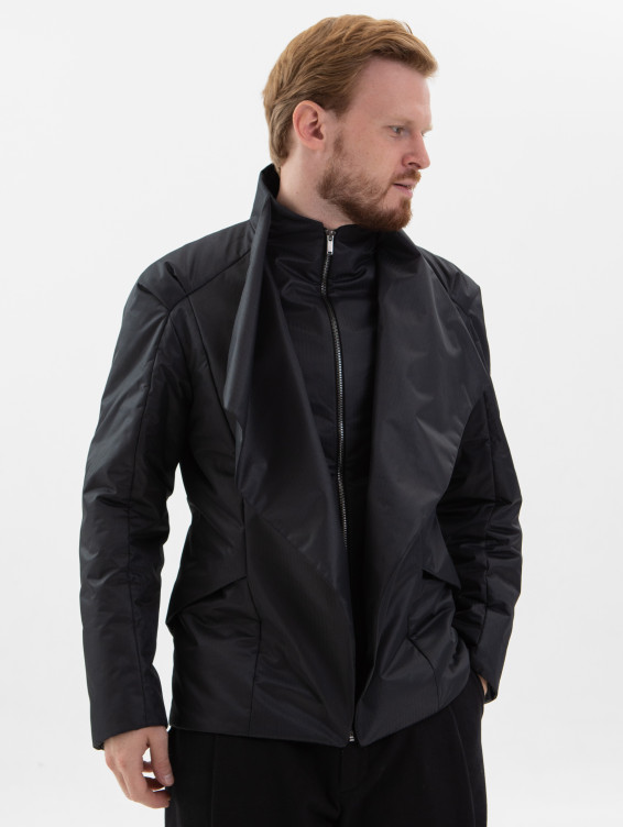 Куртка демисезонная на молнии черная