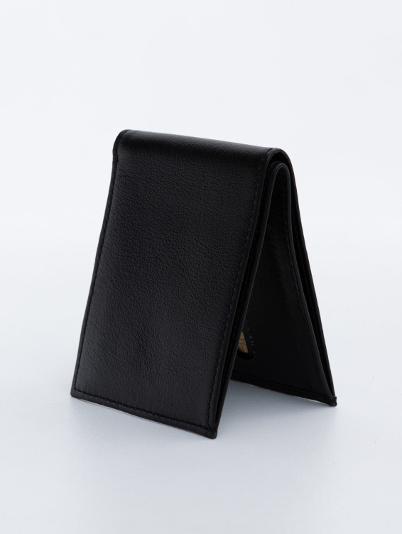Тонкий кожаный кошелек черный