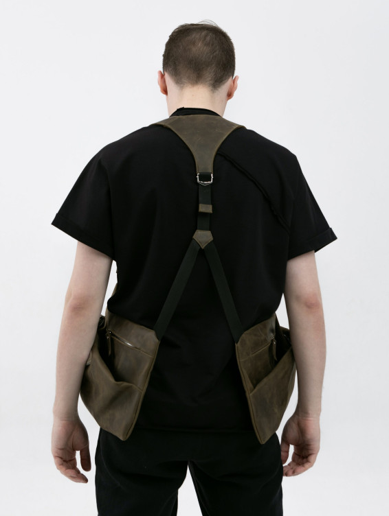 Кожаный жилет зеленый с винтажным эффектом