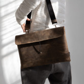 Кожаная сумка-папка для ноутбука коричневая с винтажным эффектом