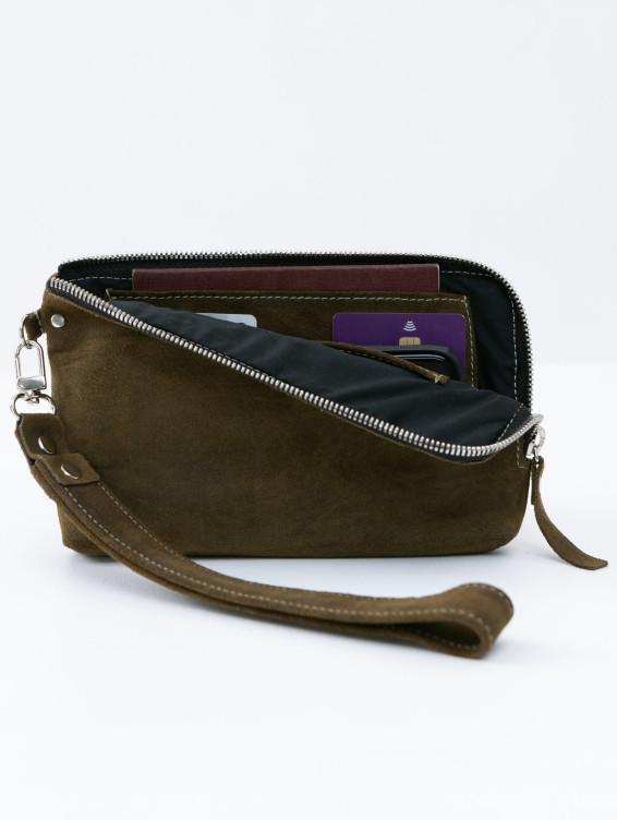 Кожаный клатч зеленый