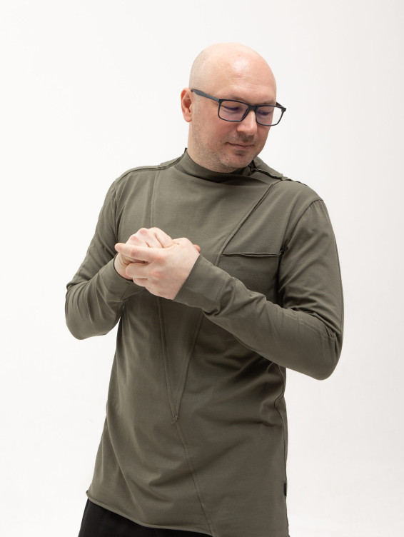 Асимметричная футболка с длинным рукавом зеленая