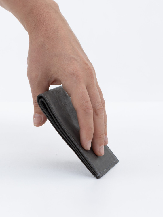 Тонкий кожаный кошелек темно-серый