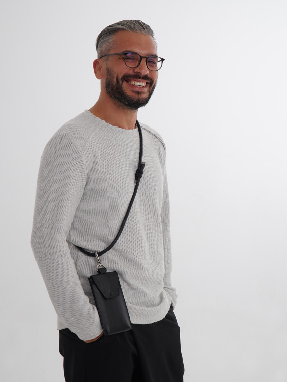 Хлопковый серый свитер