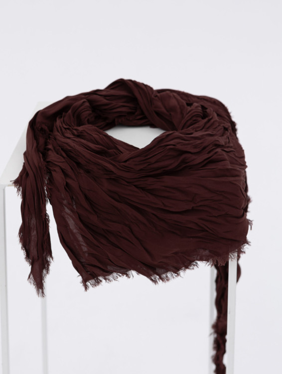 Большой платок на шею коричневый