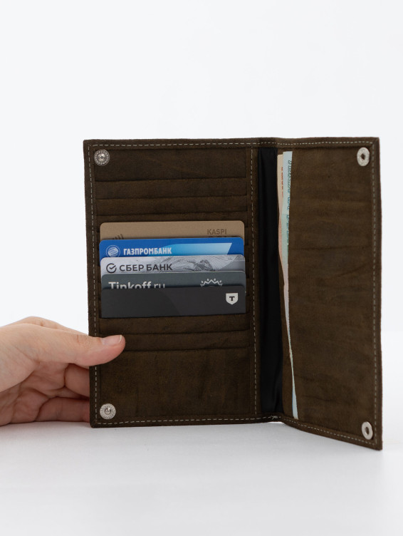 Кожаное портмоне на кнопке зеленое