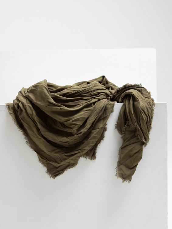 Большой платок на шею зеленый