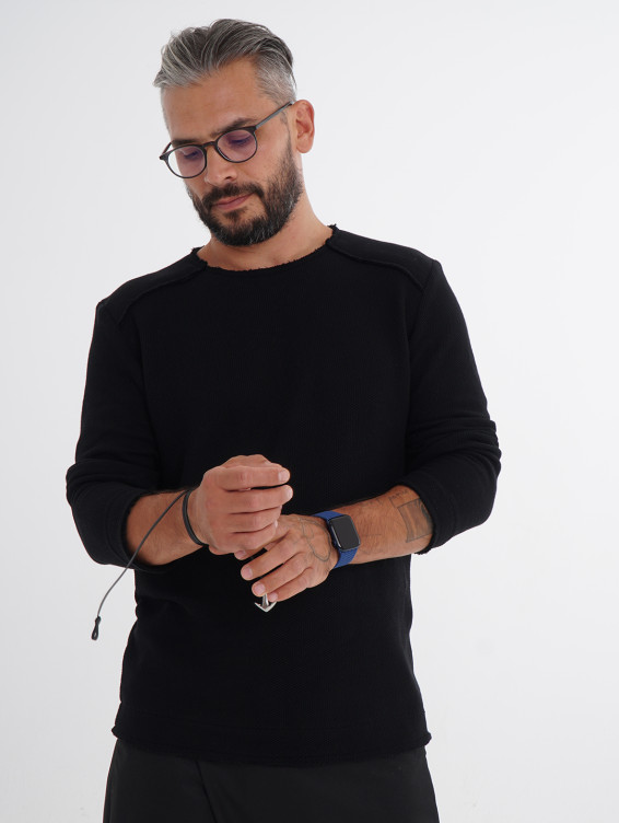 Хлопковый черный свитер