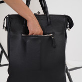 Кожаная сумка для ноутбука с креплением на ручку чемодана черная - изображение 5