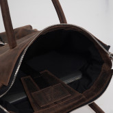 Кожаная сумка для ноутбука с креплением на ручку чемодана коричневая с винтажным эффектом - изображение 8