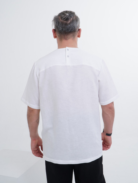 Белая льняная футболка