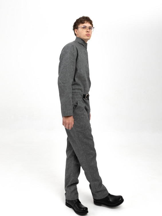 Джинсовый серый комбинезон на молнии