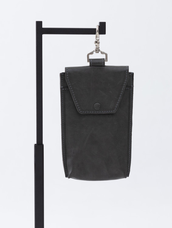 Кожаный подвесной чехол для телефона темно-серый