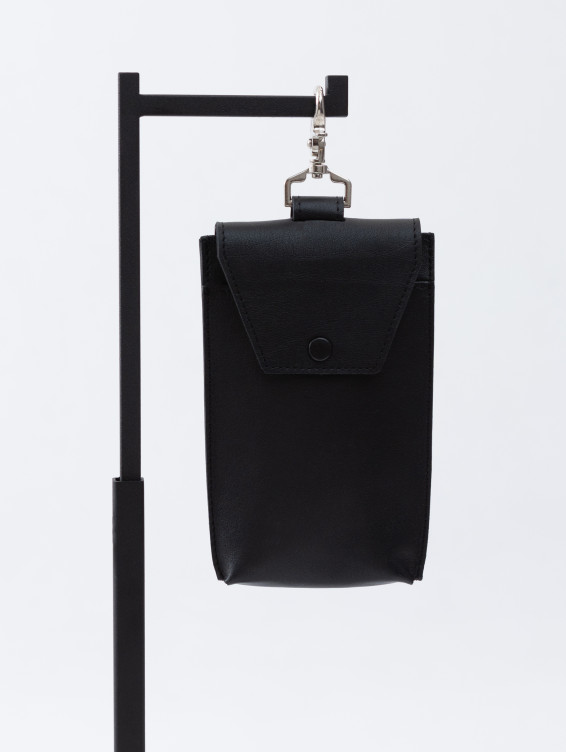 Кожаный подвесной чехол для телефона черный