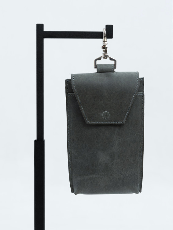 Кожаный подвесной чехол для телефона серый с винтажным эффектом