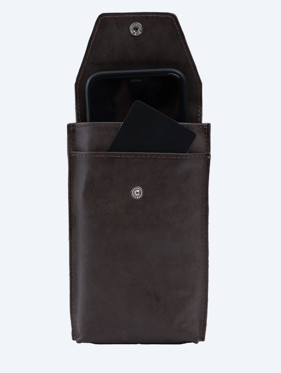 Кожаный подвесной чехол для телефона коричневый