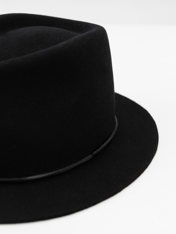 Фетровая шляпа 