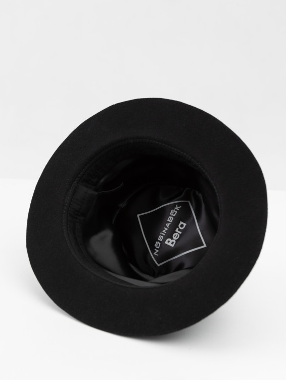 Фетровая шляпа 