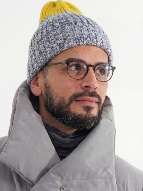 Двухцветная шапка меланж/жёлтая