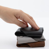 Кожаный складной кошелек серый