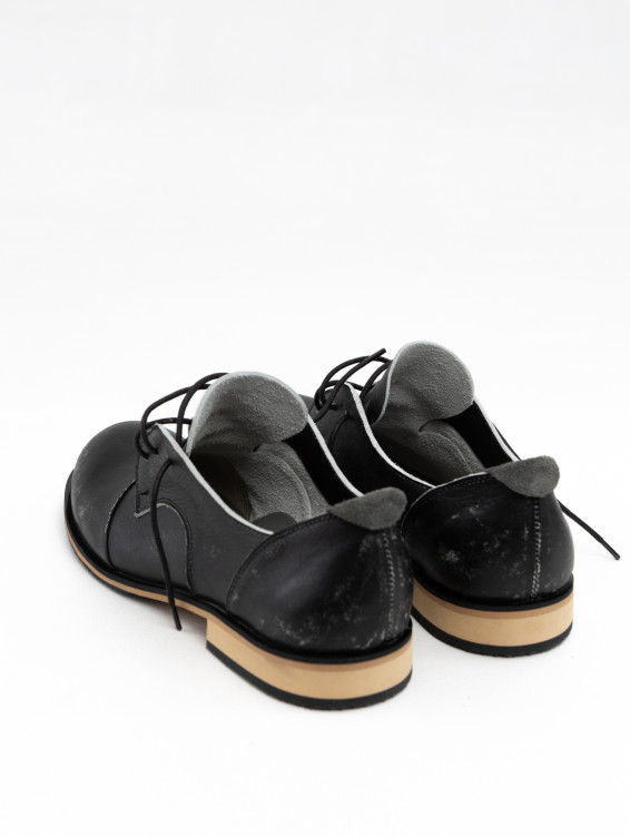 Кожаные монохромные туфли Барселона