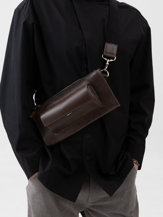 Кожаная сумка с очечником коричневая