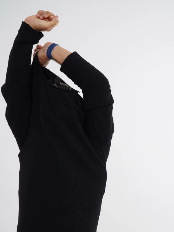 Хлопковый черный свитер