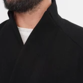 Жакет суконный черный, крупный план