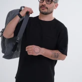 Черная льняная футболка