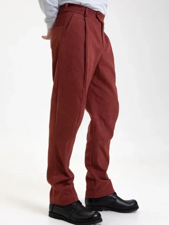 Брюки из джинсы условно красные