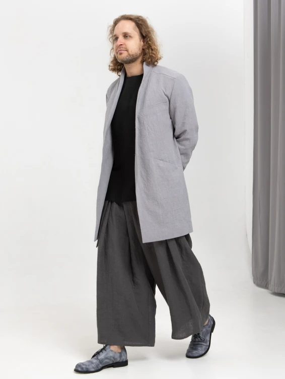 Пыльник крапивный серый