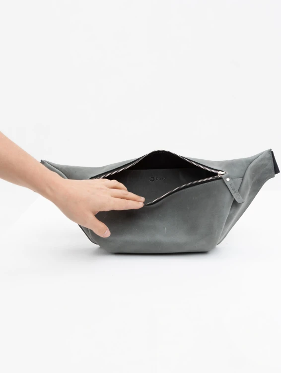 Кожаная поясная сумка серая с винтажным эффектом