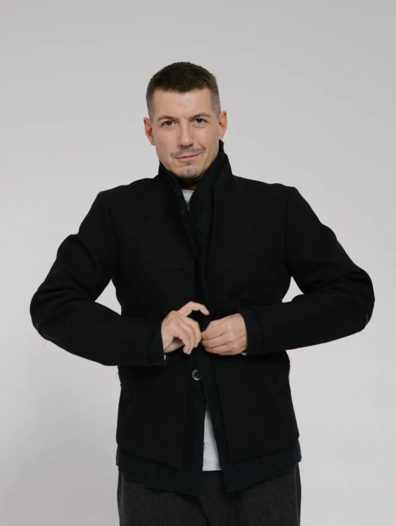 Жакет кирзовый черный