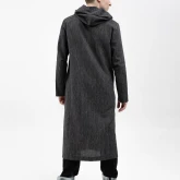 Длинная льняная рубашка с капюшоном черная, вид сзади