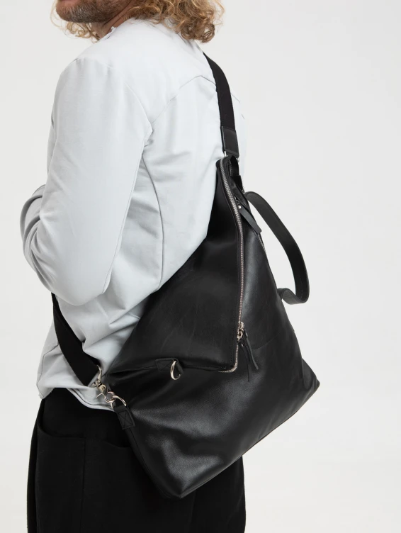 Кожаная сумка-трансформер черная